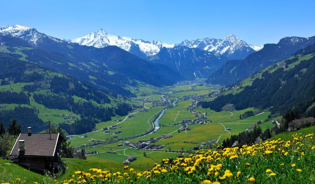 Ferienwohnung Mountainrock Mayrhofen Exterior foto